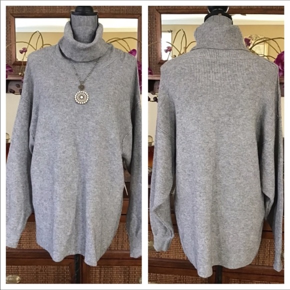 Free People Softly Structured Tunic Sweater. NWT. - Picture 4 of 8